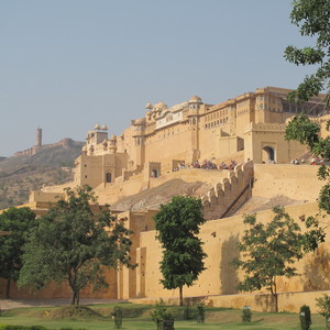 I Rajasthan befinner du dig i fotspr av kamelkaravaner och forna maharadjors liv.. Lt dig inspireras och kontakta Swed-Asia Travels fr din drmresa till Indien..